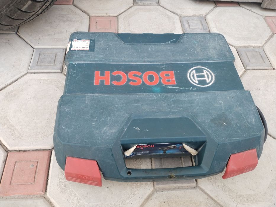 Продам перфоратор bosch