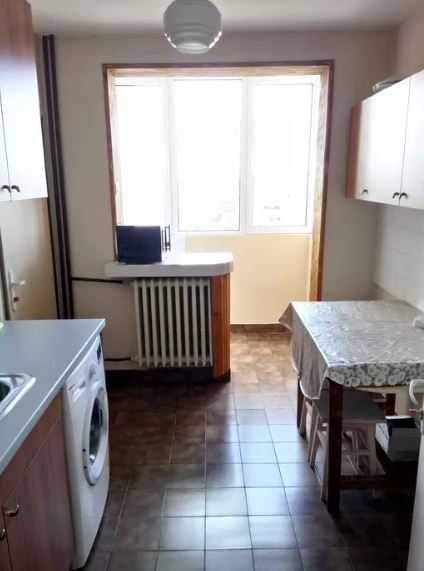 Тристаен имот в Мусагеница