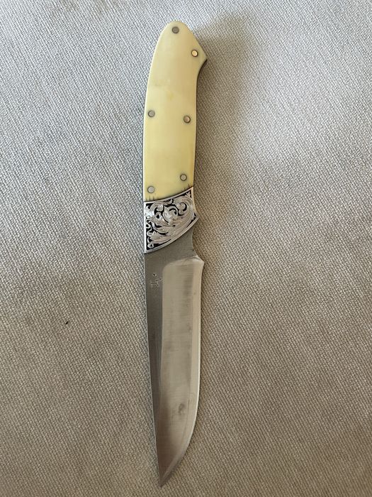 Ловен Нож стомана Елмакс