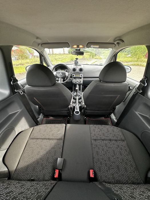 Mitsubishi Colt 2009