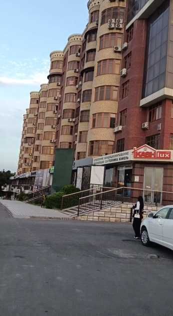 Ц-5 Ж\К "Минора" Пр-т Шарафа Рашидова ул.Осие,обв. Нурафшон 296 кв.м