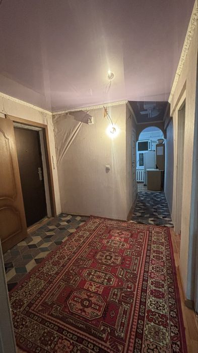3 бөлмелі кв бар студент балдар керек бірге тұратын орталықтан