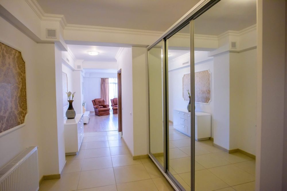 Ap 3 camere in Mamaia  Solid Residence