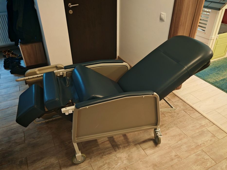 Fotoliu medical reglabil Vevor Geri