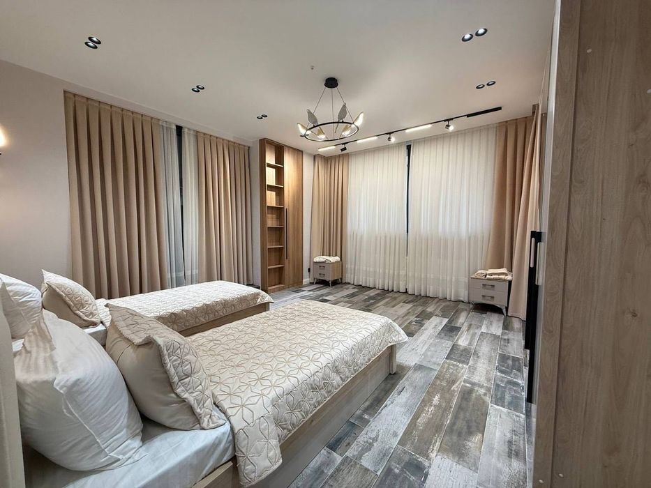 Riyoziy Продется 4 комнатная квартира ремонт Ташсельмаш, Вундеркинд