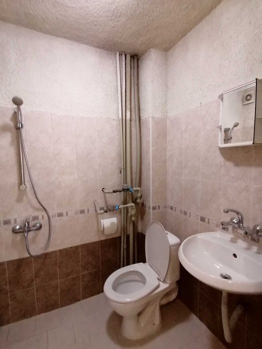 Дава се под наем Едностаен апартамент в София, Света Троица - 50 кв.м за 400 € - Снимка #2