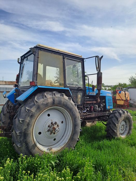 Трактор МТЗ 1221.2