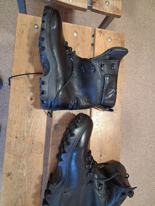 Продам берцы 43 размер