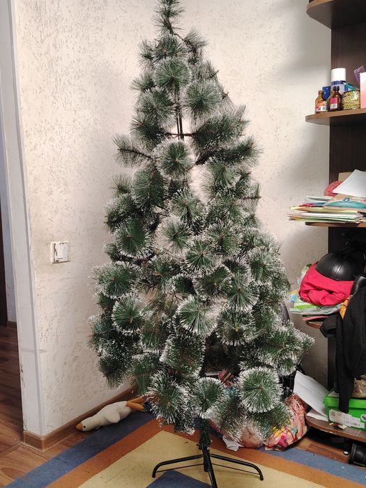 Продам елку игрушки в подарок