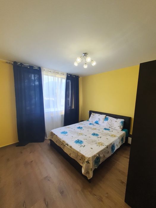 Inchiriez apartament