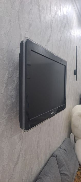 Продаю телевизор PHILLIPS