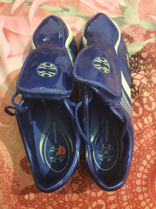 Футболни обувки Адидас F30