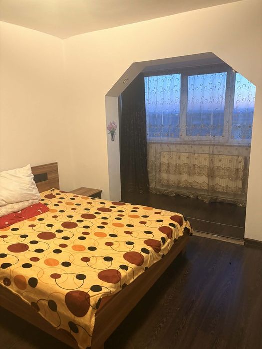 Vand Aparrament 2 camere decomandat