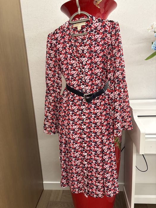 Продам женские вещи