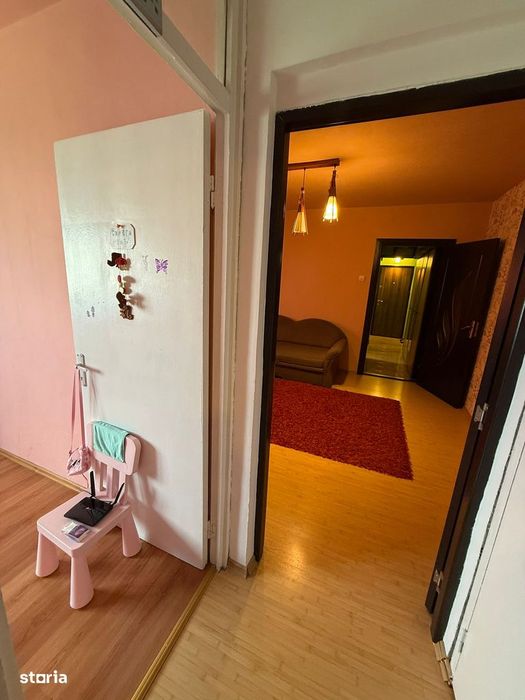 Apartament cu centrala, bucatarie mare, Mioritei