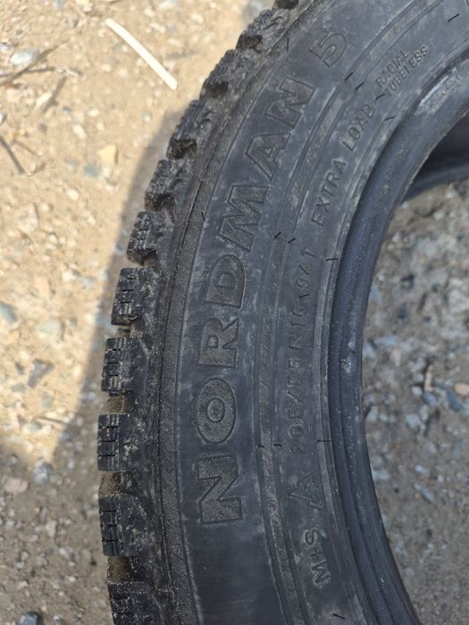 Шины продам в  r16