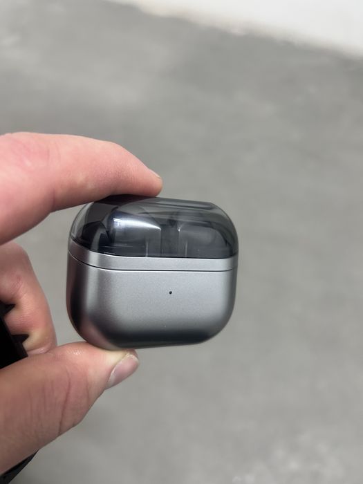 Продам наушники Galaxy Buds3 pro