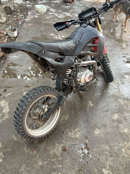 Cross Yamaha xt125