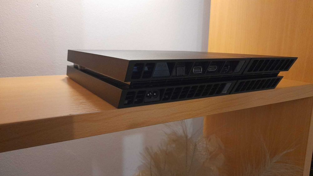 Sony PlayStation 4 1TB (CUH-1216) - Console Only | Firmware 11.02