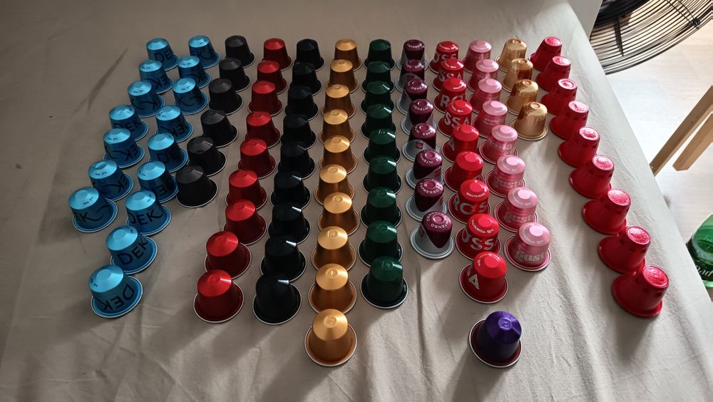 vand 98 capsule cafea Nespresso