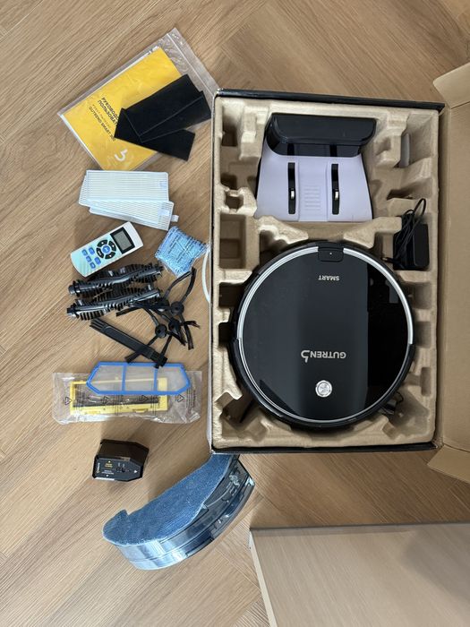 Моющий Робот пылесос Gutrend smart 300