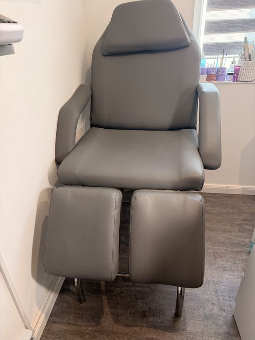 Стол за педикюр 75€