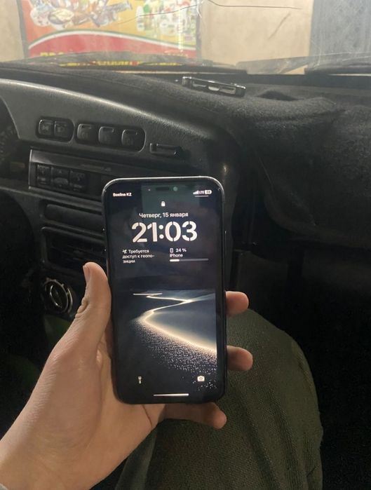 Срочно продам айфон 11 128г