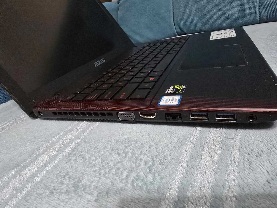 Laptop Asus R510V