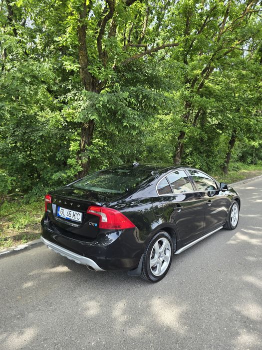 VOLVO S60 2012 — imagine 4