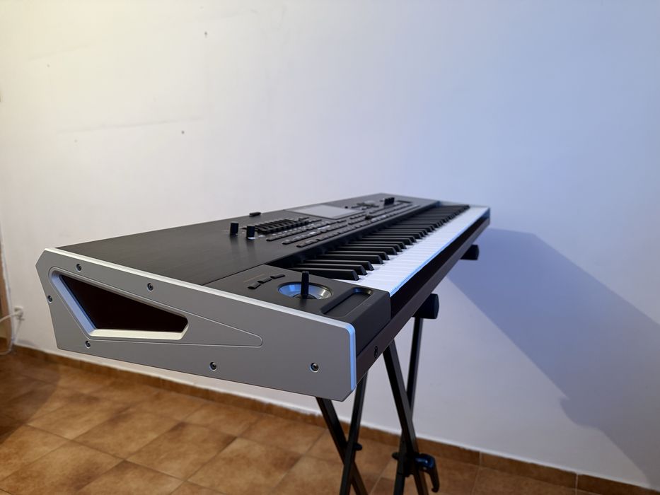 Korg Pa4x 76 keys sau schimb cu Pa5x