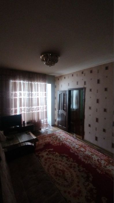 Юнусобод 15 кв 1/4/4 срочно