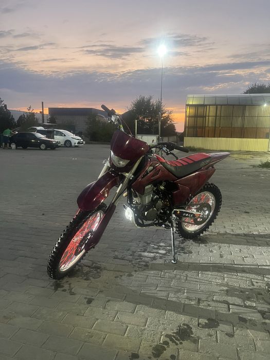 Продам эндуро на ходу