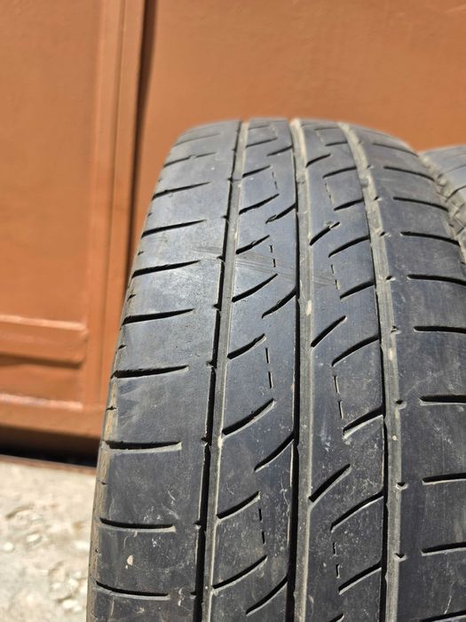 2 бр. гуми за бус 165/65/16C Gislaved 5 mm DOT 3816