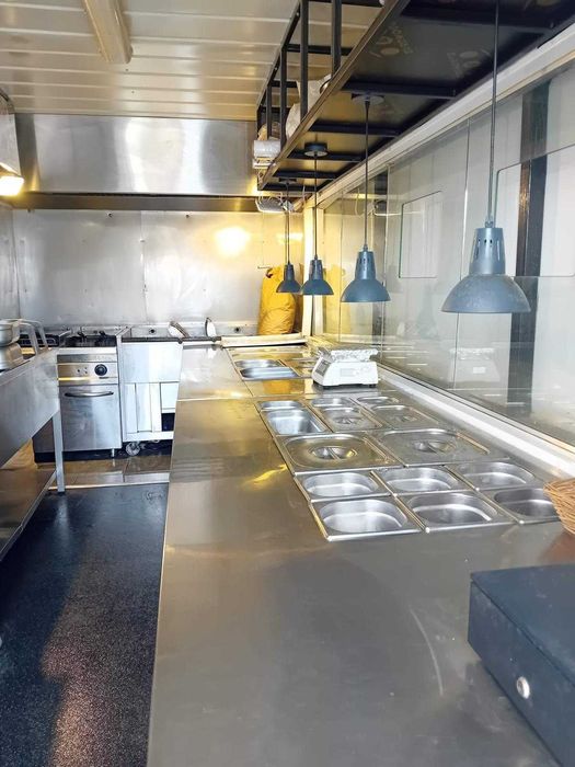 Container Fast Food aflat in Vama Veche