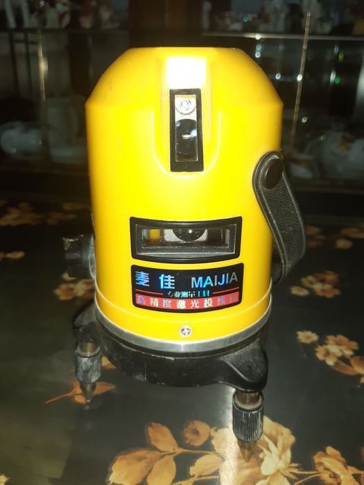 Продам лазерный уровень