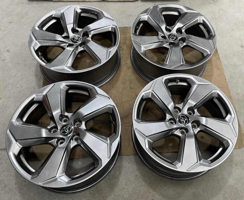 Jante Toyota RAV4 18