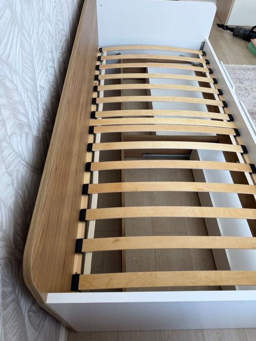 Детский кровать