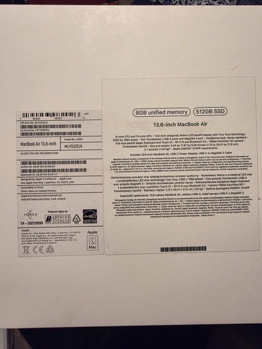 Macbook AIR  8GB RAM /512GB SSD