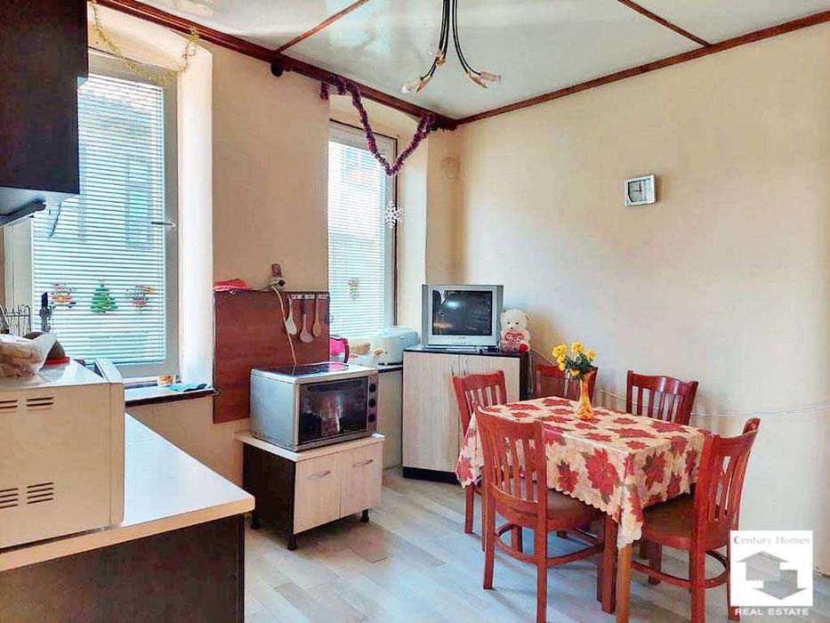 Продава се Къща в Велико Търново, Център - 130 кв.м за 716 €/кв.м - Снимка #3