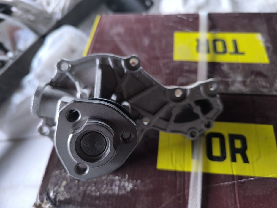 Помпа на АУДИ 2.0