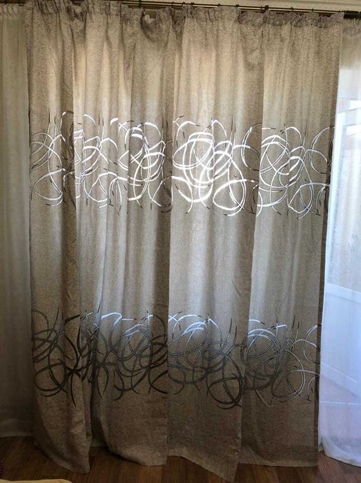 Продам шторы для комнаты