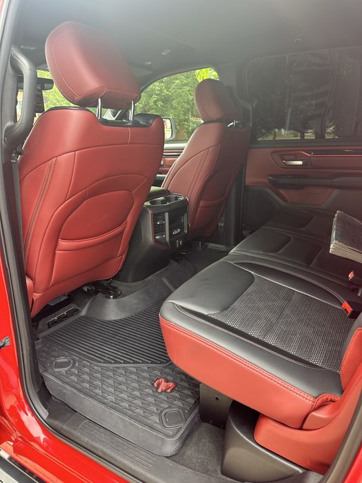 Dodge Ram Rebel 5.7 Hemi