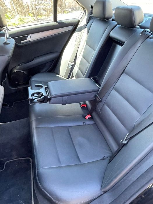 Mercedes-Benz ц350 Фейс НА ЧАСТИ