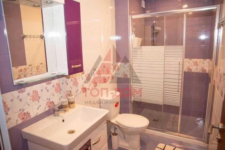 Дава се под наем Двустаен апартамент в Варна, Цветен квартал - 65 кв.м за 612 € - Снимка #7