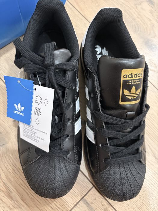 Adidas Superstar чёрные (38,5)