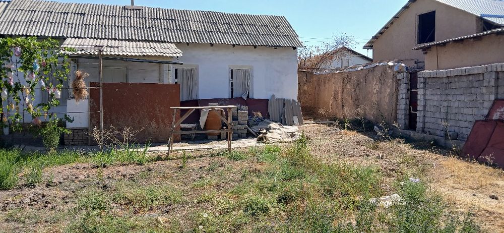 Қибрай тумани 4-сотик 2-хонали уй сотилади