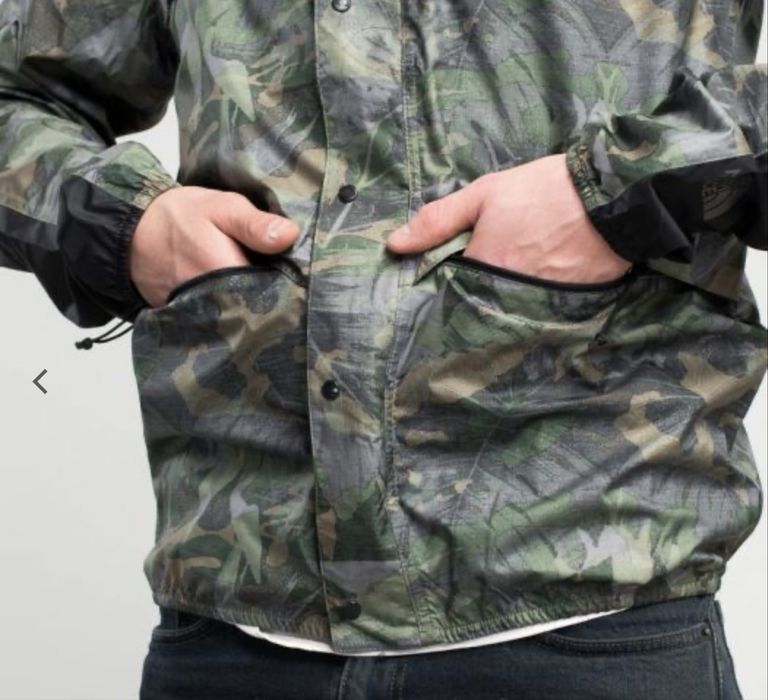 Мъжка ветровка THE NORTH FACE . Размер L