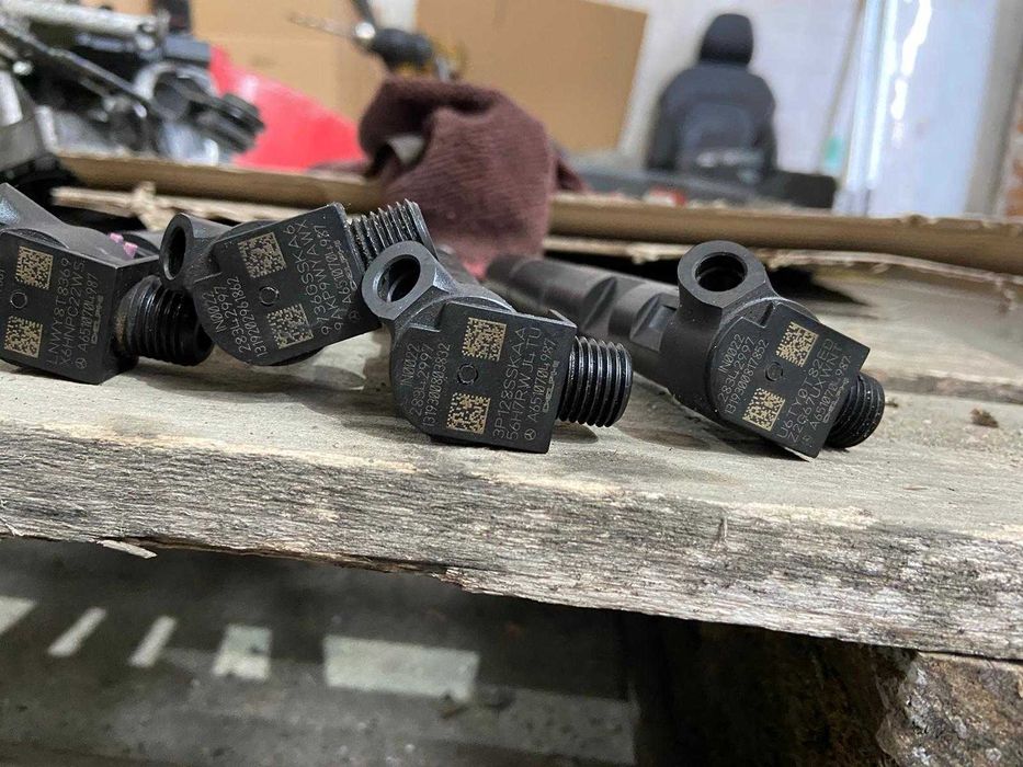 Set Injectoare Mercedes W212 - 2014 - A6510704987 - probate !