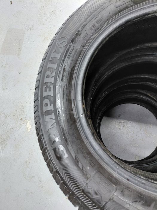Продам шины 215 65/16 комплект