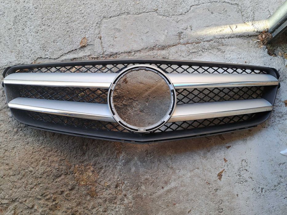 Решетка за W204 Мерцедес 2007-2014